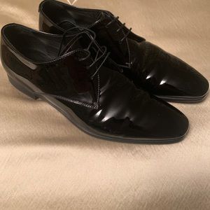 GIORGIO ARMANI Nero Derby Patent Dress Shoes